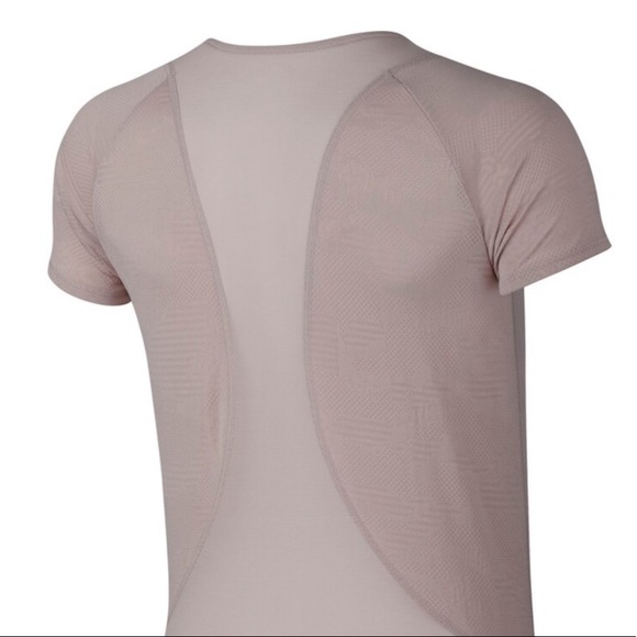 Nike Workout Top - Picture 5 of 5